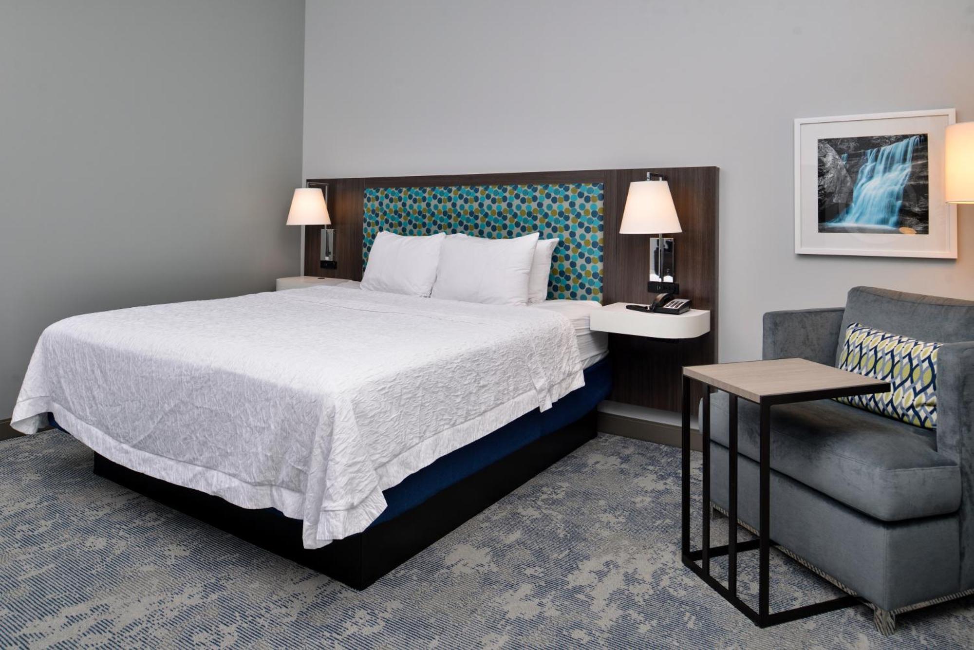 Hampton Inn Cedar Falls Downtown, Ia Экстерьер фото