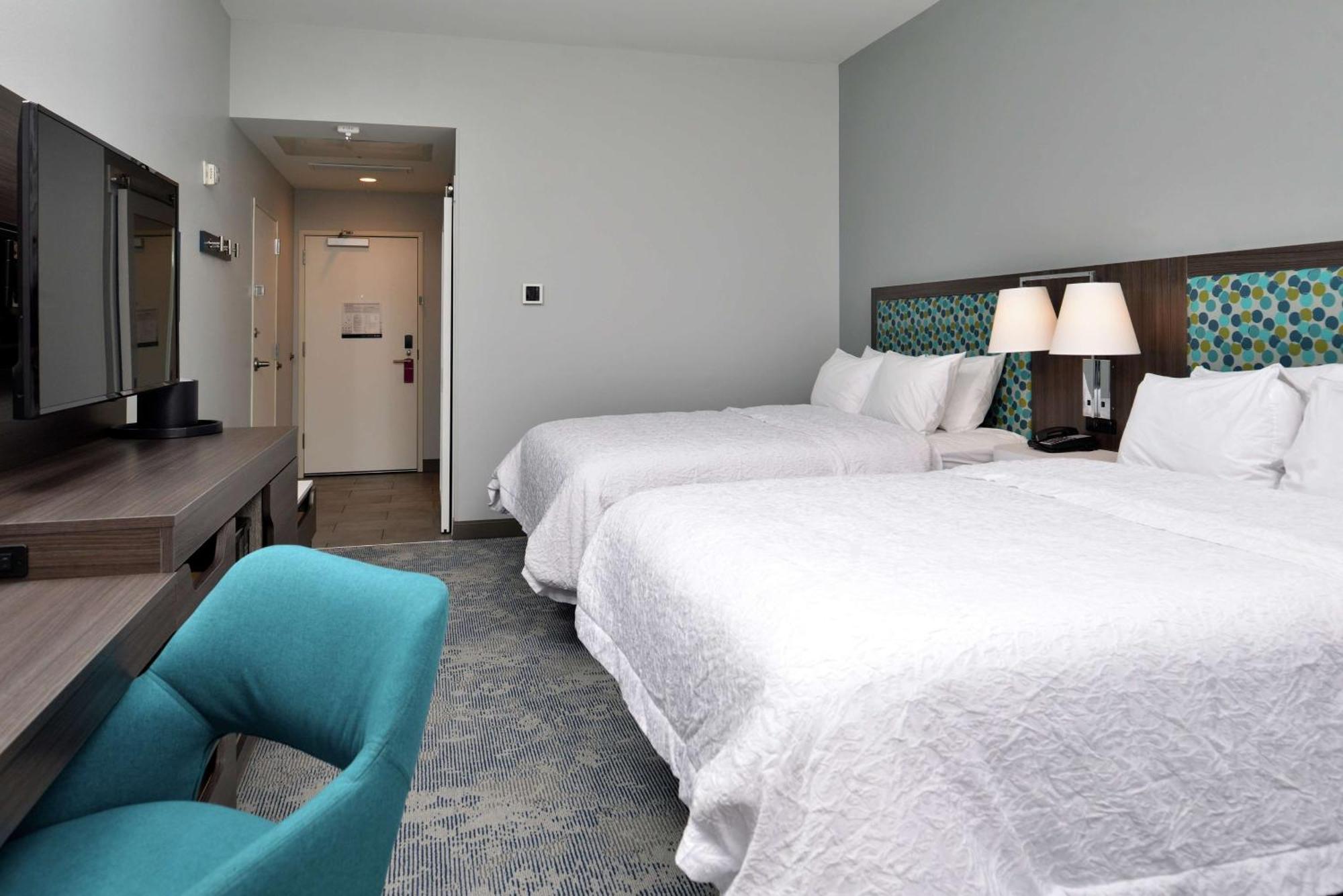 Hampton Inn Cedar Falls Downtown, Ia Экстерьер фото