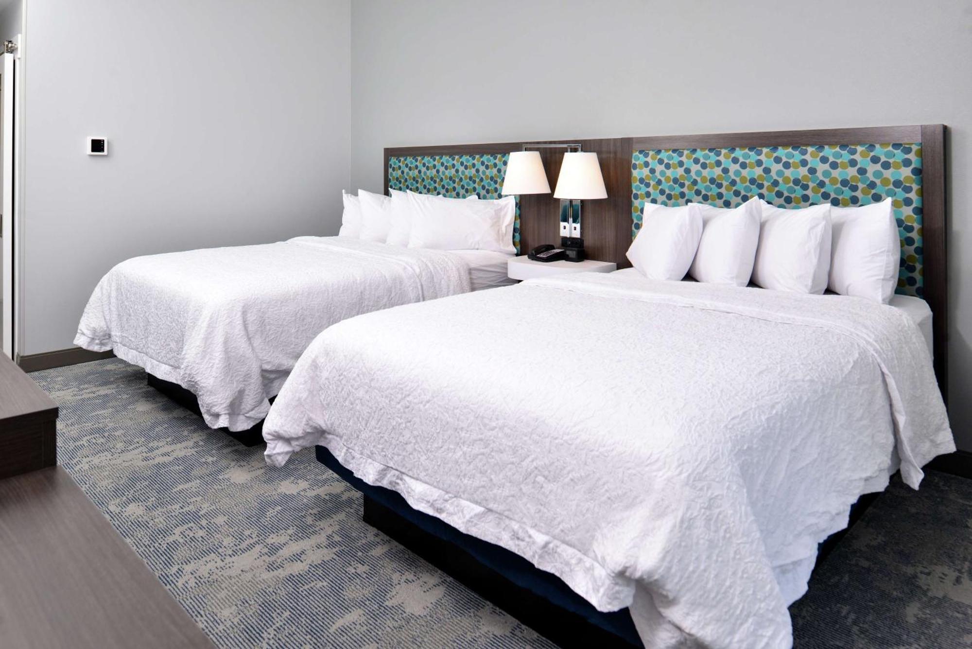 Hampton Inn Cedar Falls Downtown, Ia Экстерьер фото