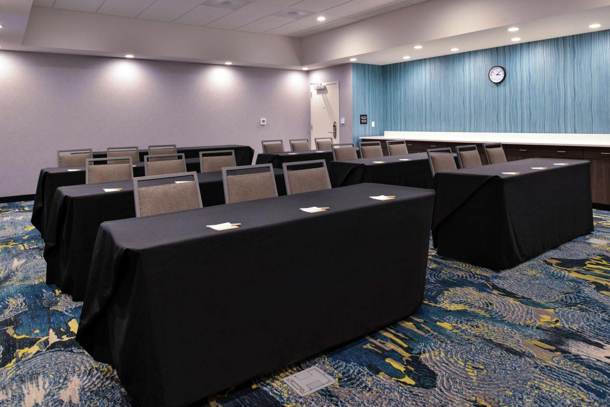 Hampton Inn Cedar Falls Downtown, Ia Экстерьер фото